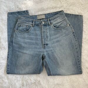 Everlane The Curvy 90s cheeky straight crop jeans sz28